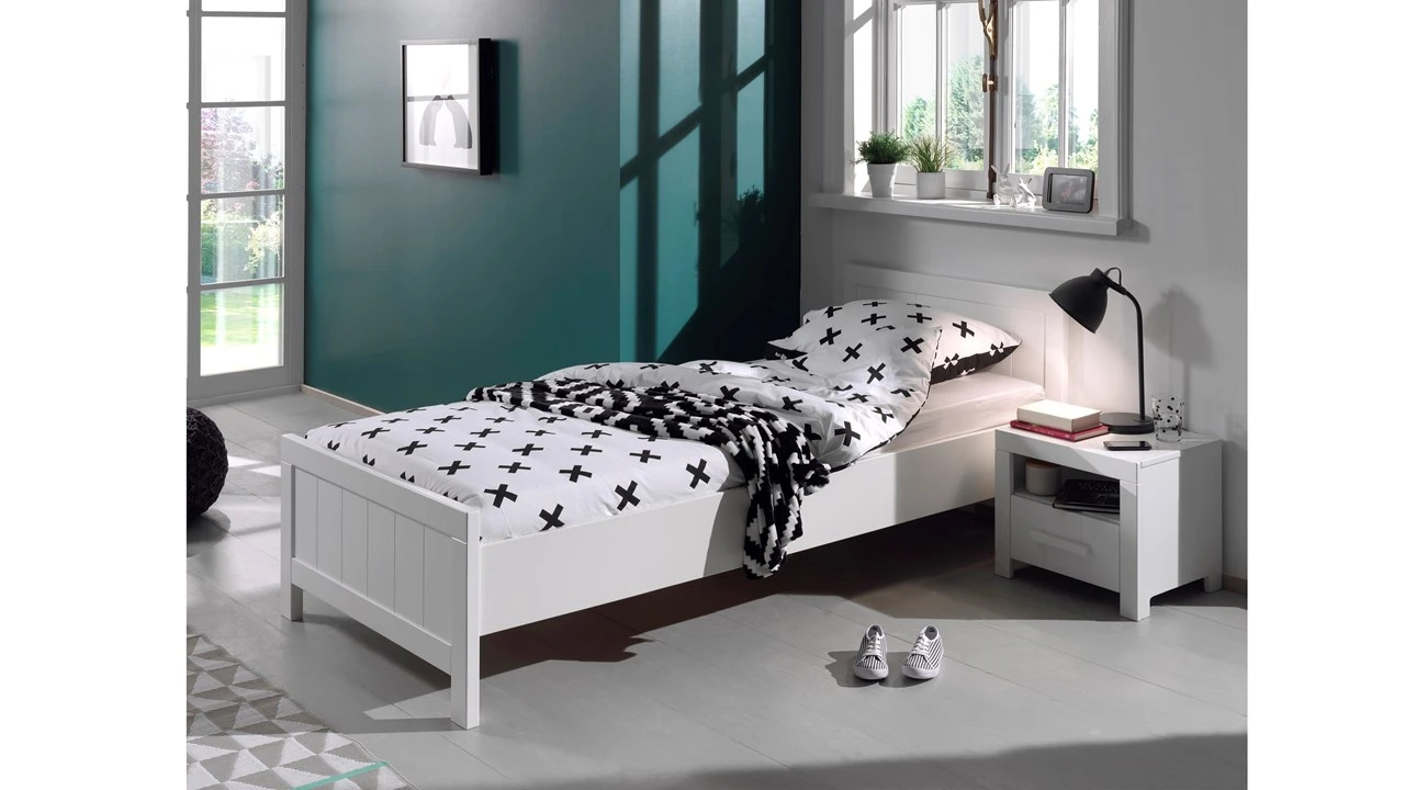 Bed Erik Met Nachtkast