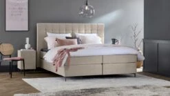 Boxspring Jade Vlak Met Gestoffeerd Matras