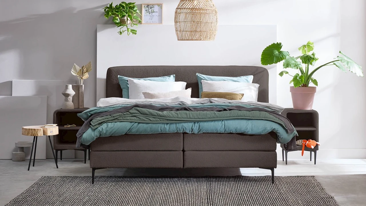 Boxspring Quartz Vlak Met Gestoffeerd Matras - Image 2