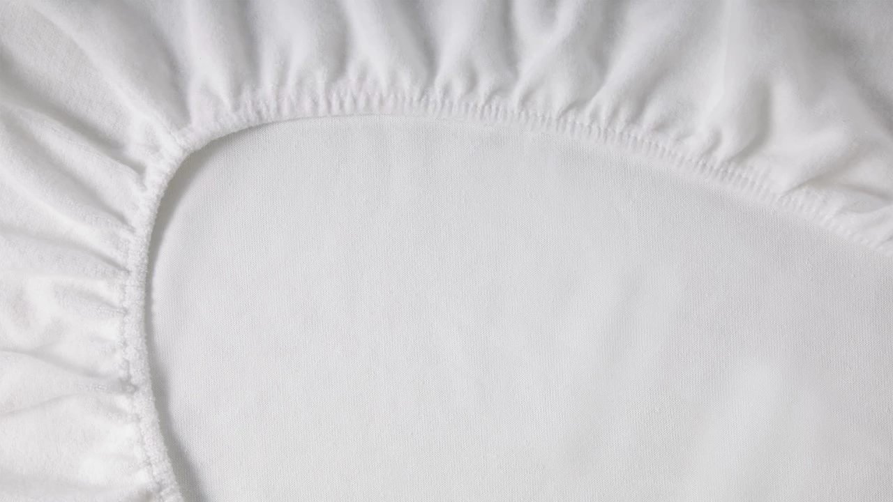 Molton Karlsson Topper - Image 3